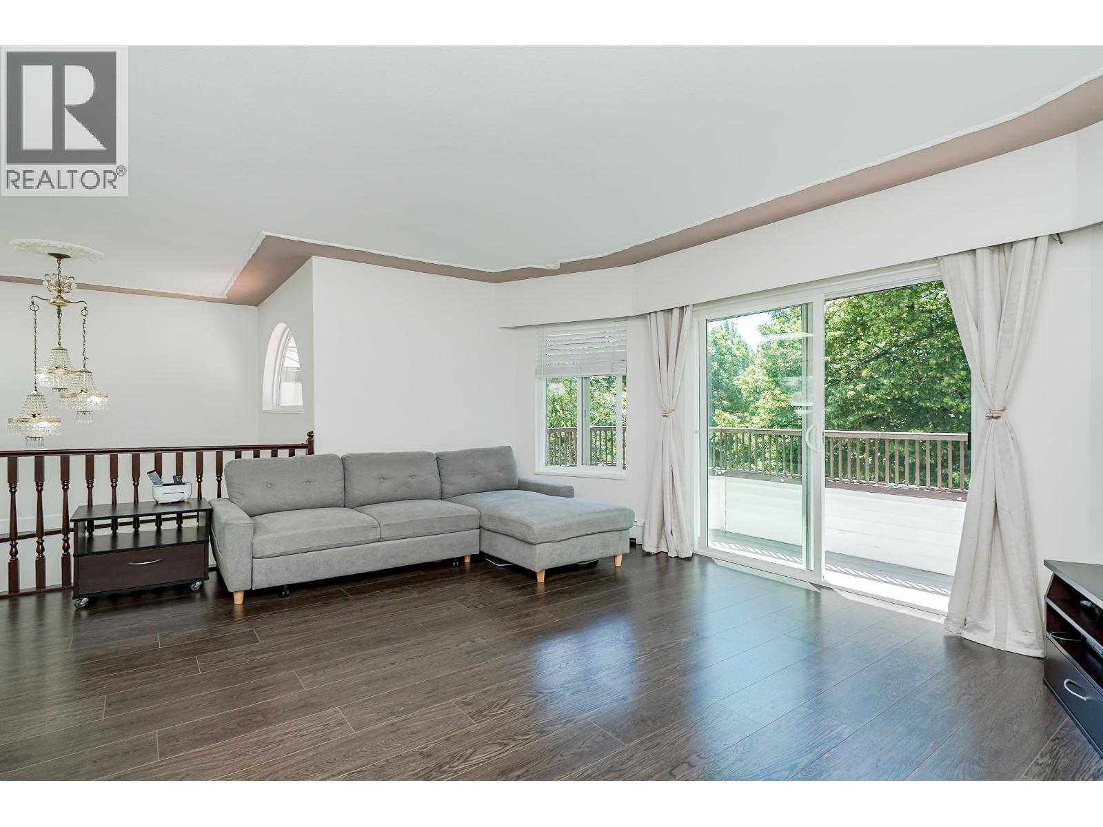 6074 Sherbrooke Street, Vancouver, British Columbia  V5W 3N2 - Photo 4 - R3156306