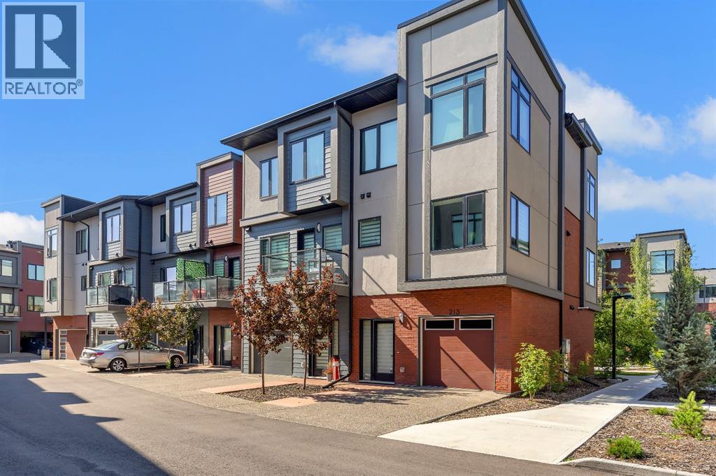 213 Greenbriar Common Nw, Calgary, Alberta  T3B 6J3 - Photo 1 - A2333433