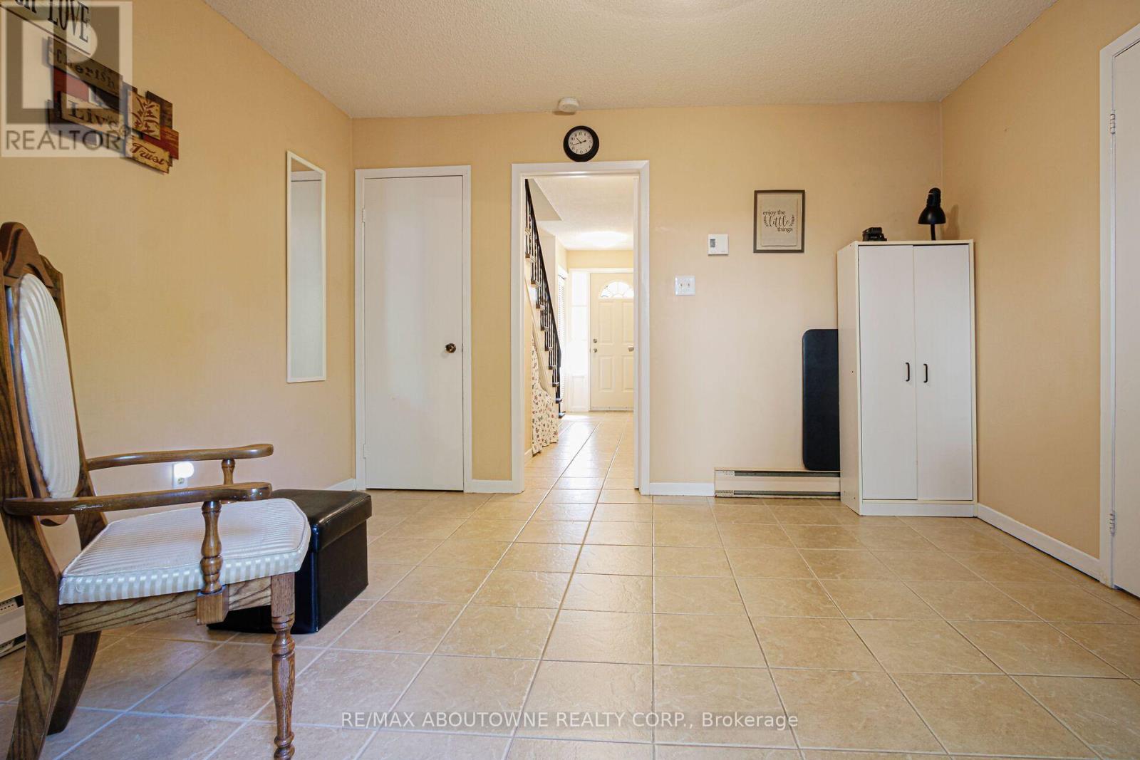 50 - 2440 Bromsgrove Road, Mississauga, Ontario  L5J 4J7 - Photo 4 - W13688030