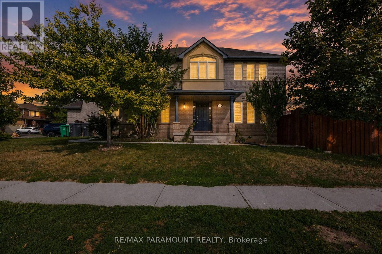 22 Checkerberry Crescent, Brampton, Ontario  L6R 2S6 - Photo 3 - W13688100