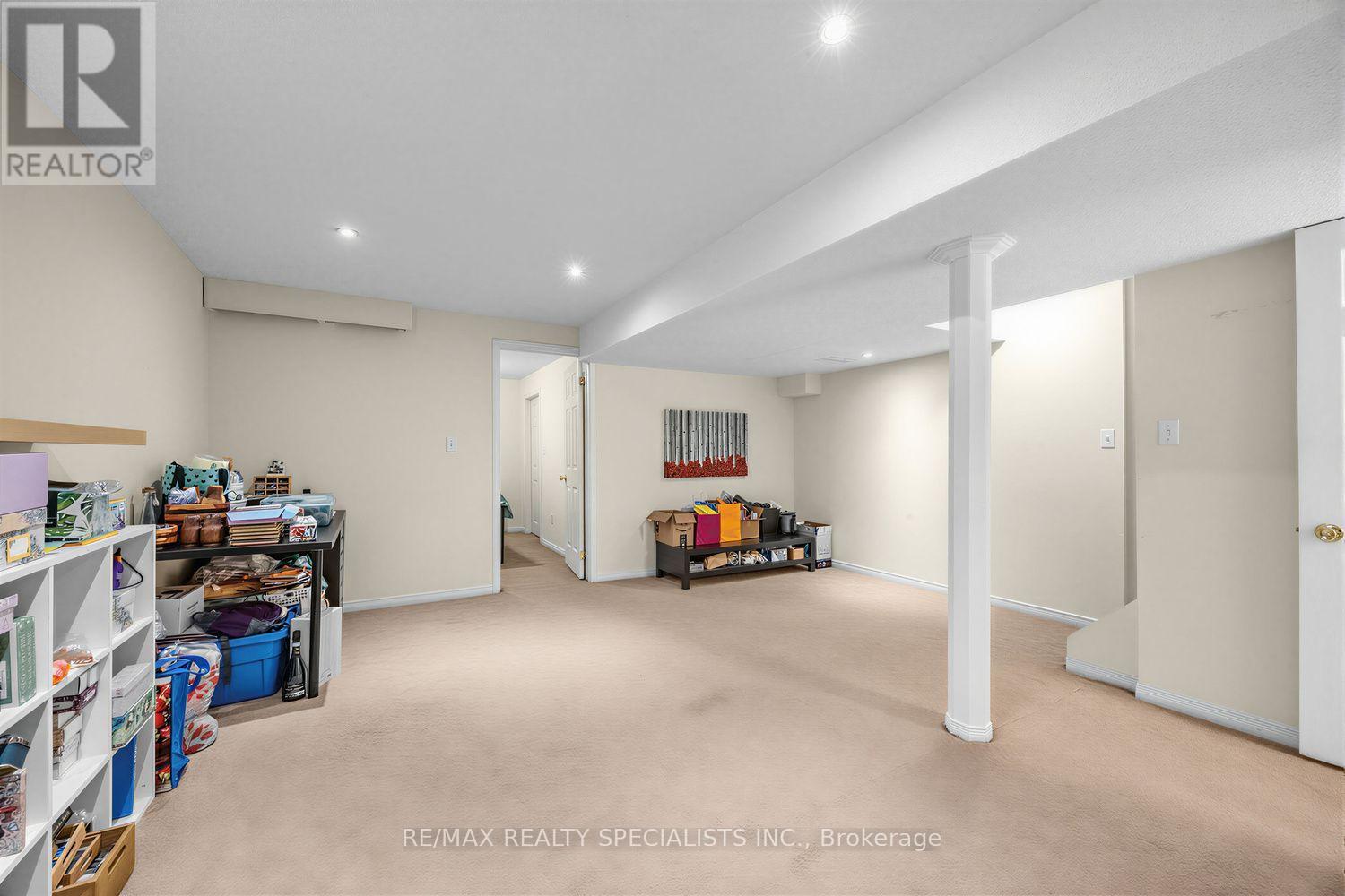 1329 Whiffletree Court, Mississauga, Ontario  L5N 7R1 - Photo 26 - W13688120