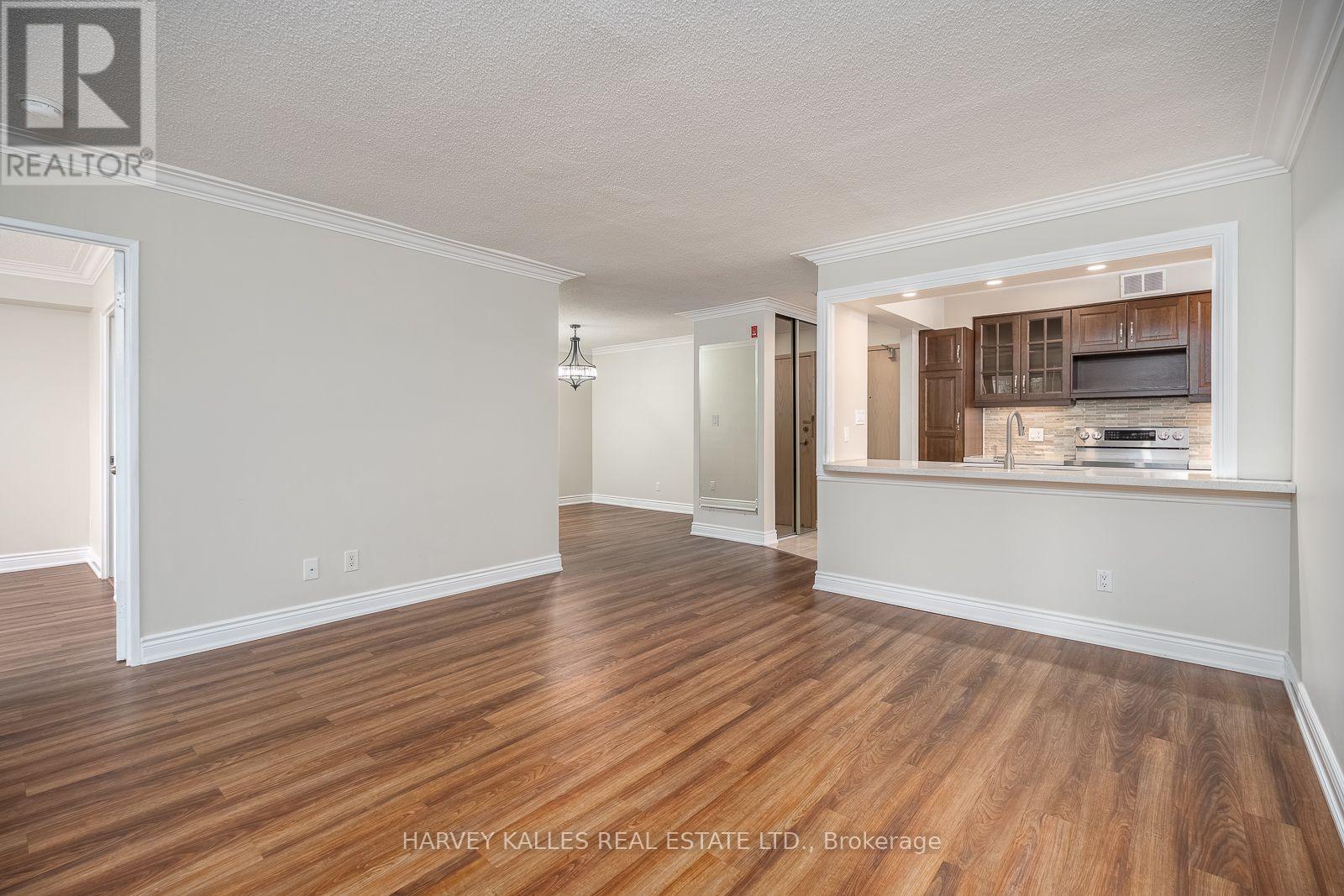 521 - 20 Southport Street, Toronto, Ontario  M6S 4Y8 - Photo 9 - W13688144