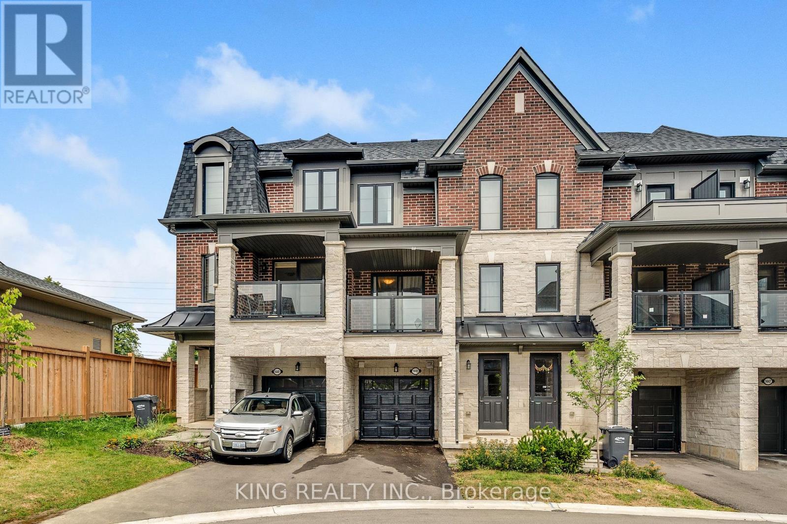 1443 National Common, Burlington, Ontario  L7P 0V7 - Photo 2 - W13688166