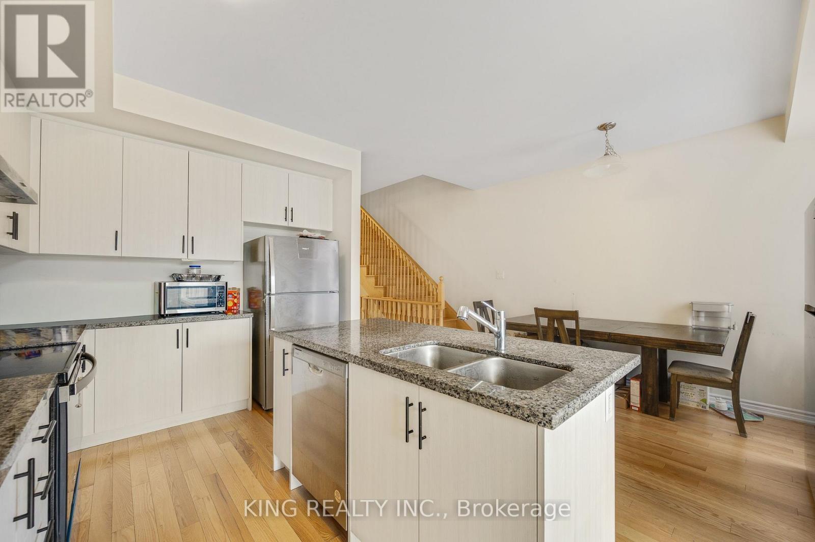 1443 National Common, Burlington, Ontario  L7P 0V7 - Photo 28 - W13688166