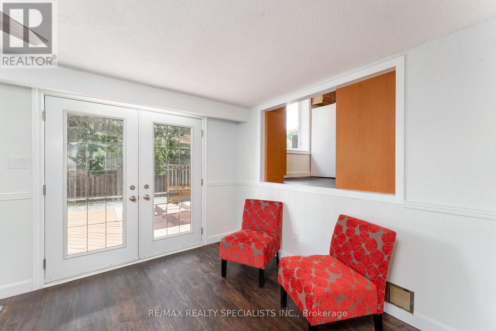 1319 Sherwood Court, Burlington, Ontario  L7M 1C8 - Photo 10 - W13688172