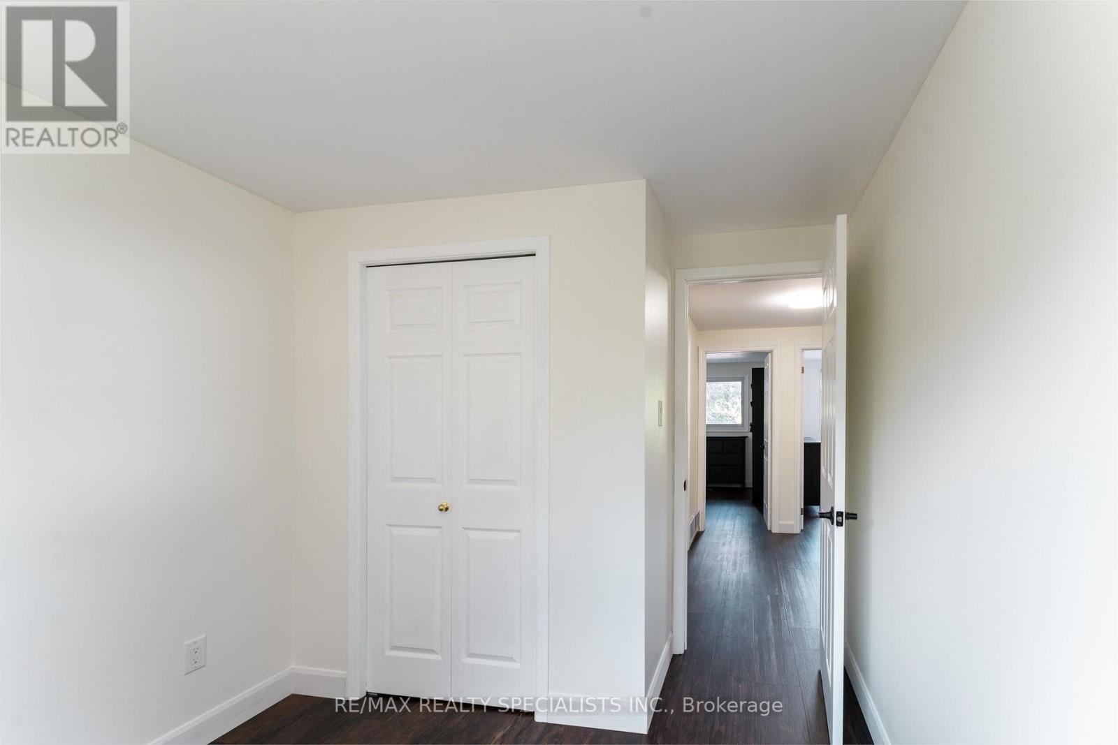 1319 Sherwood Court, Burlington, Ontario  L7M 1C8 - Photo 29 - W13688172