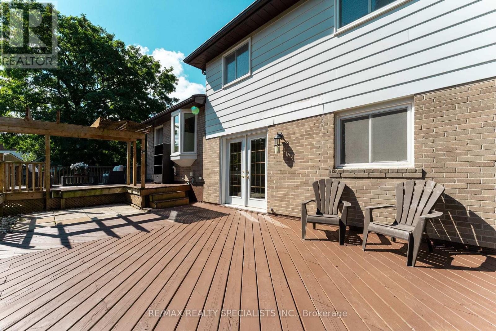1319 Sherwood Court, Burlington, Ontario  L7M 1C8 - Photo 38 - W13688172
