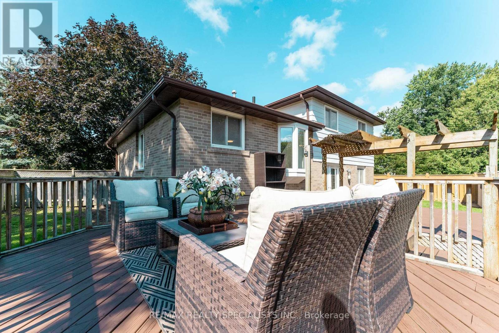 1319 Sherwood Court, Burlington, Ontario  L7M 1C8 - Photo 43 - W13688172