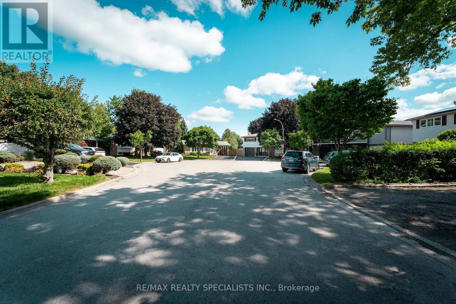 1319 Sherwood Court, Burlington, Ontario  L7M 1C8 - Photo 48 - W13688172