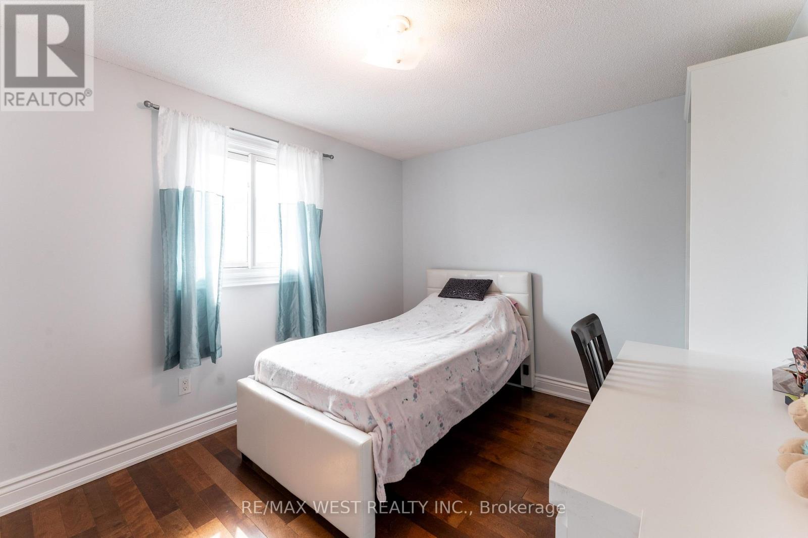 3098 Driftwood Drive, Burlington, Ontario  L7M 1X6 - Photo 21 - W13688194