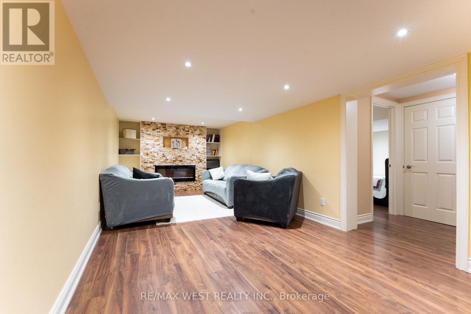 3098 Driftwood Drive, Burlington, Ontario  L7M 1X6 - Photo 26 - W13688194