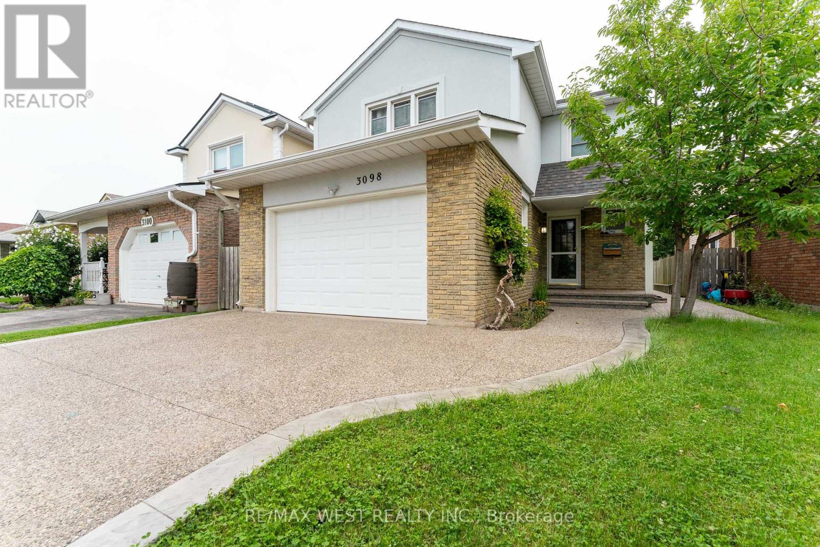 3098 Driftwood Drive, Burlington, Ontario  L7M 1X6 - Photo 4 - W13688194