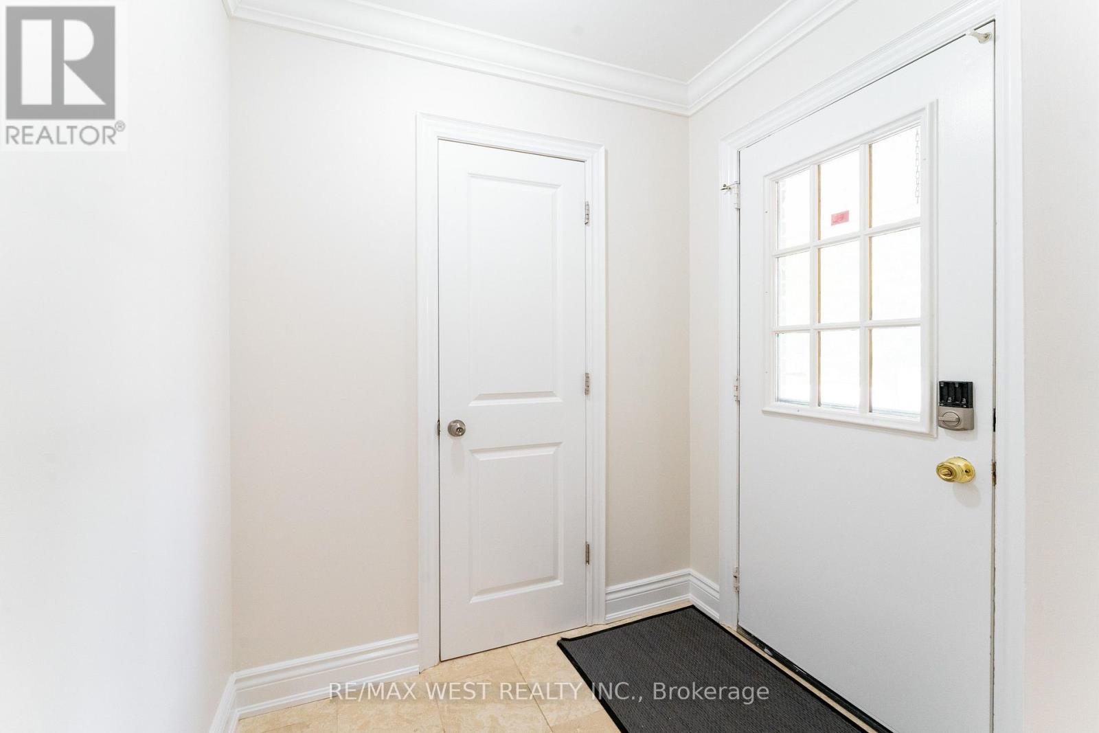 3098 Driftwood Drive, Burlington, Ontario  L7M 1X6 - Photo 7 - W13688194