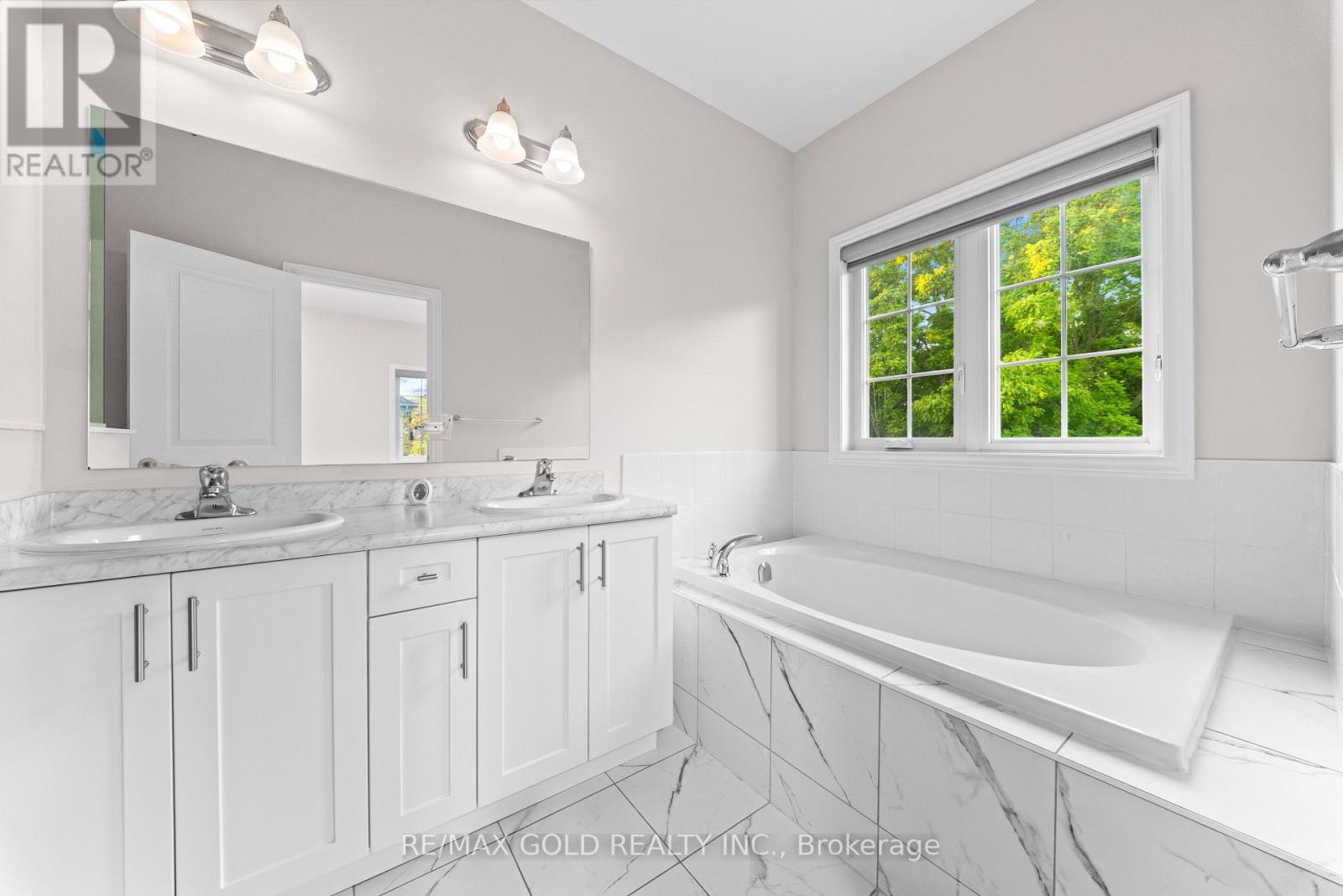 26 Unwind Crescent, Brampton, Ontario  L6X 5J6 - Photo 15 - W13688202