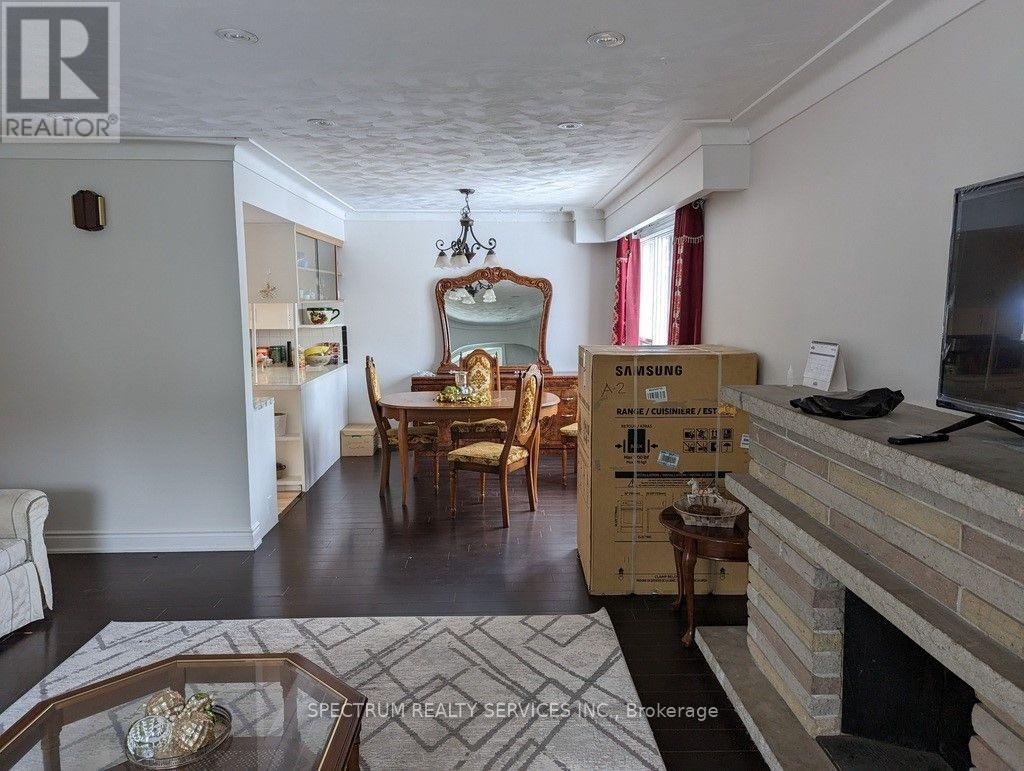 5006 Derry Road W, Burlington, Ontario  L7M 0R6 - Photo 2 - W13688222