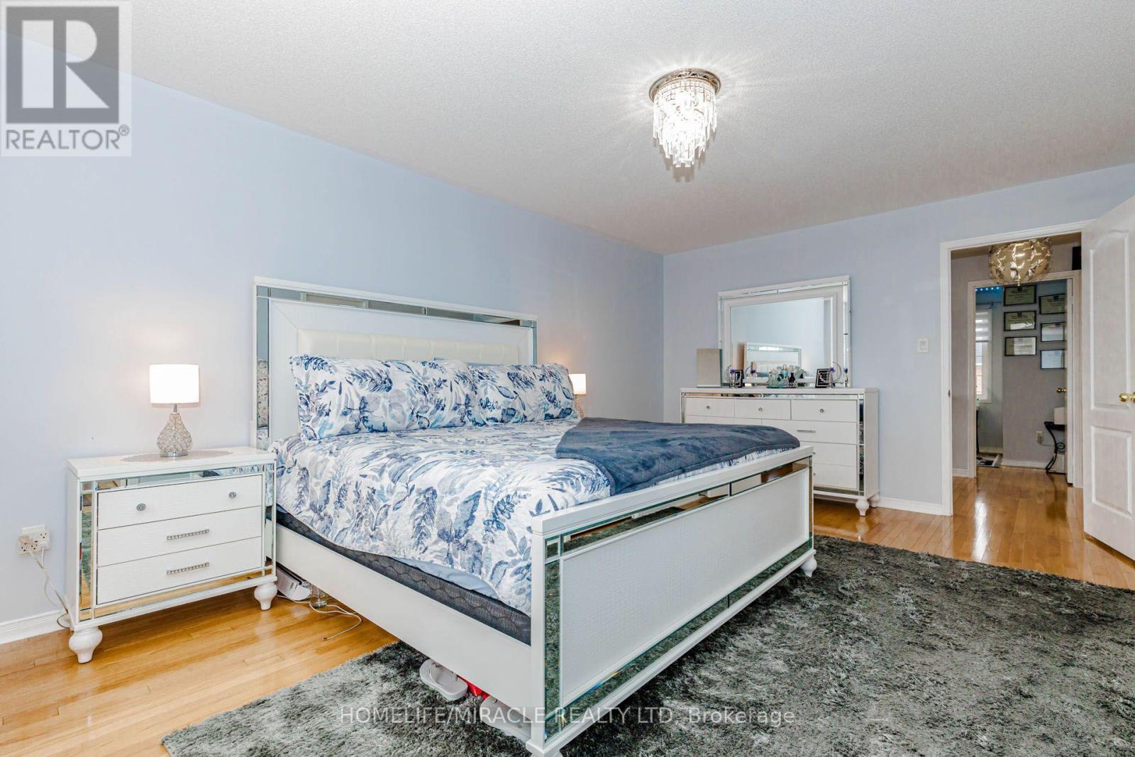 60 Bushmill Circle, Brampton, Ontario  L7A 0K8 - Photo 30 - W13688228