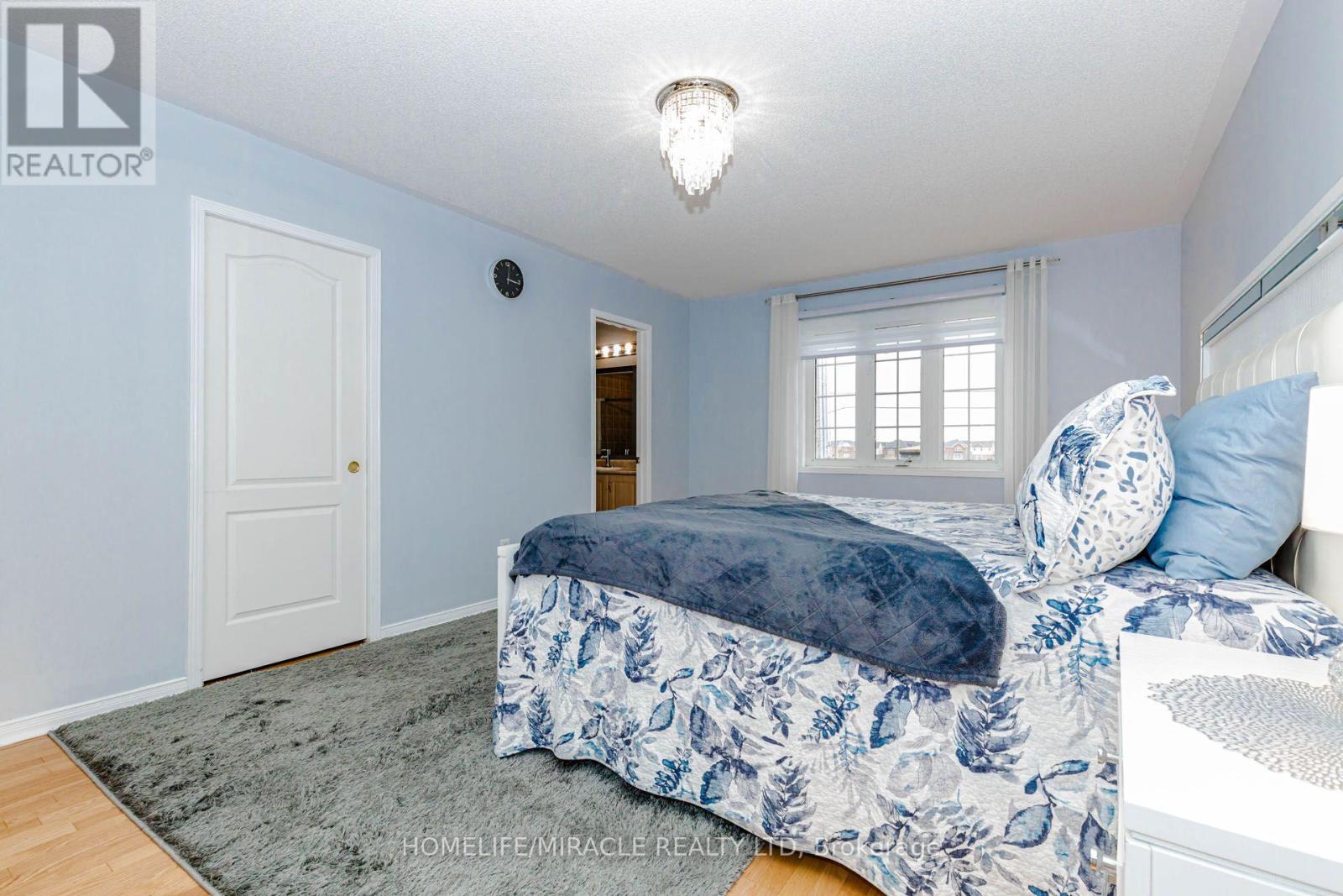 60 Bushmill Circle, Brampton, Ontario  L7A 0K8 - Photo 32 - W13688228