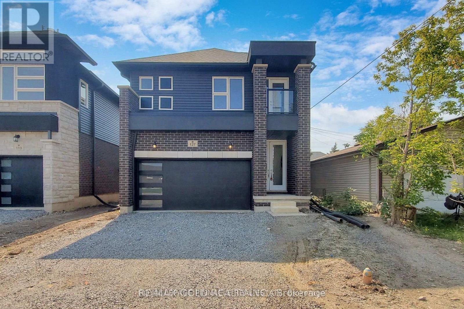 127 Laugher Avenue, Welland, Ontario  L3B 0N6 - Photo 1 - X13688060