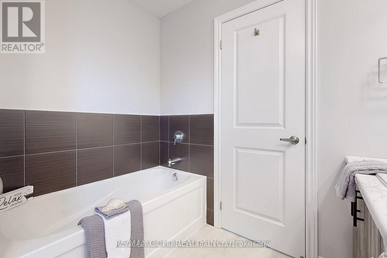 127 Laugher Avenue, Welland, Ontario  L3B 0N6 - Photo 34 - X13688060