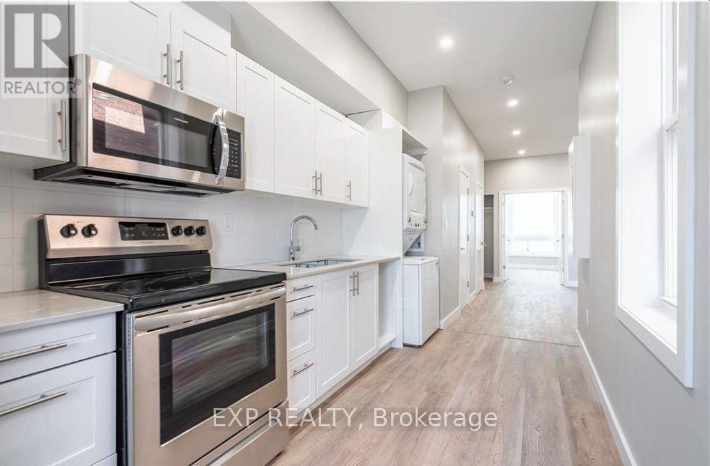 2 - 104 Wellington Street N, Hamilton, Ontario  L8R 1N3 - Photo 6 - X13688096