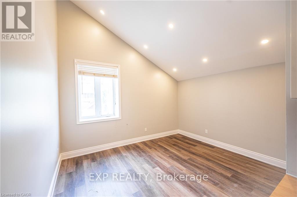 2 - 70 Victoria Avenue S, Hamilton, Ontario  L8N 2S7 - Photo 5 - X13688110