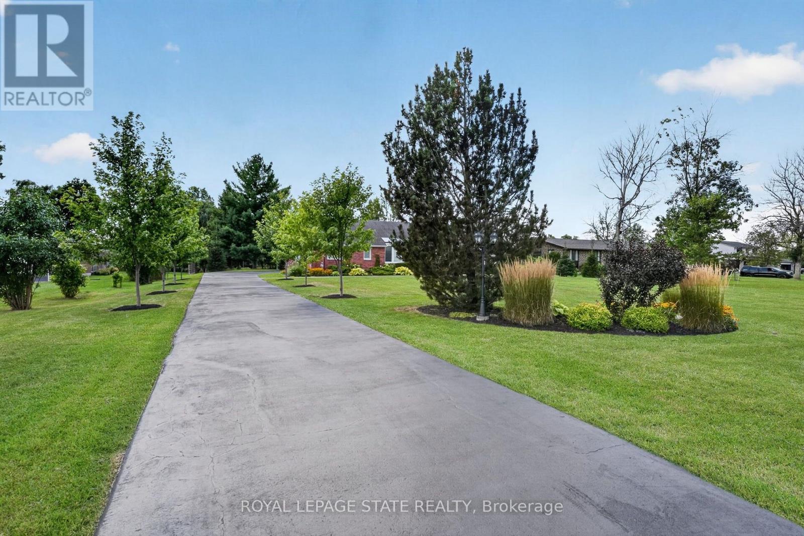 233 Cairns Crescent, Fort Erie, Ontario  L2A 5M4 - Photo 4 - X13688124