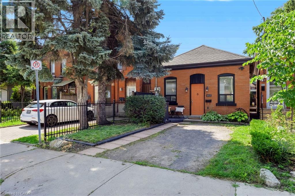 442 King William Street, Hamilton, Ontario  L8L 1P9 - Photo 2 - 40855995