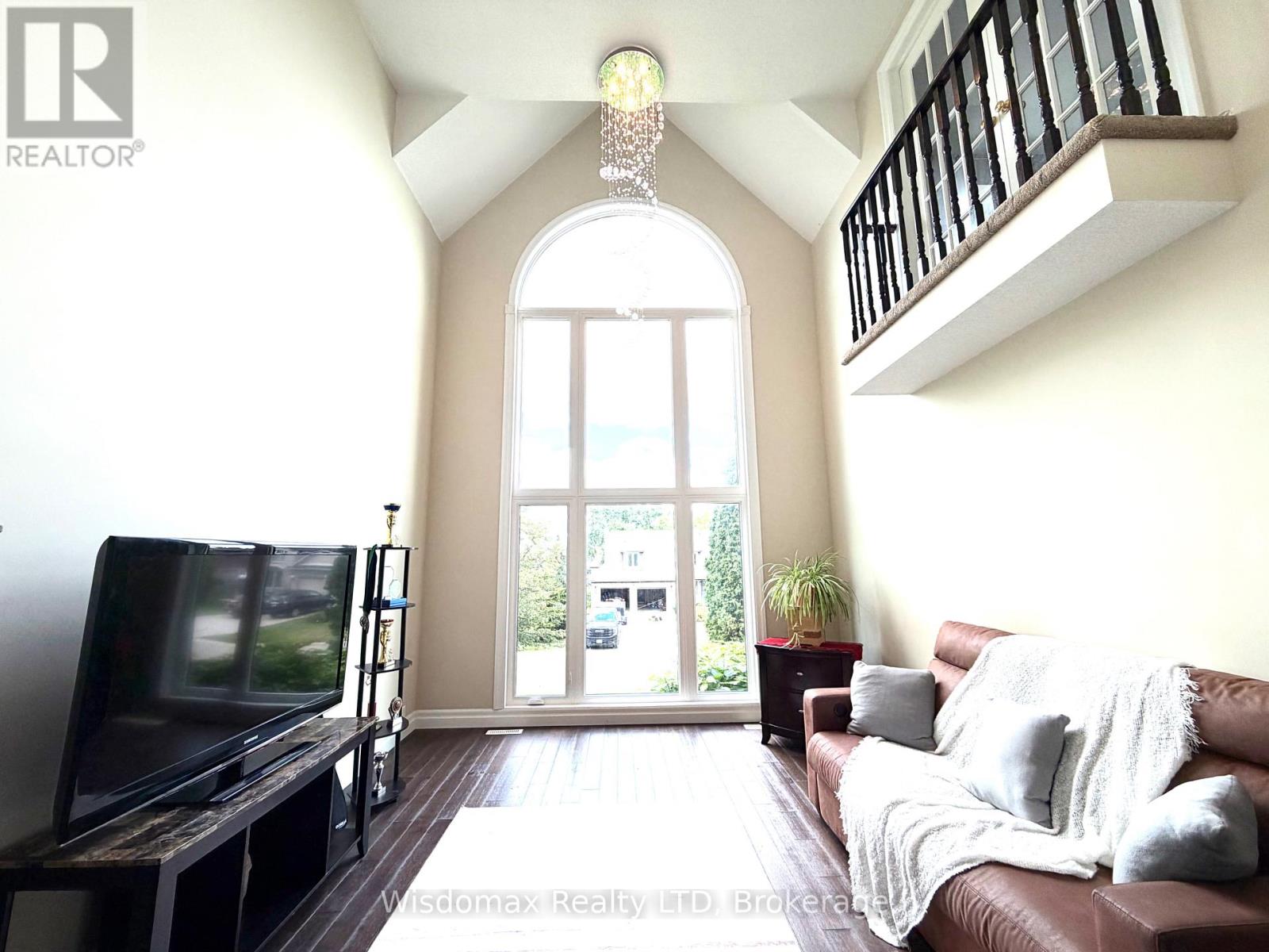 12 Sundrop Court, Hamilton, Ontario  L9K 1G5 - Photo 7 - X13687580
