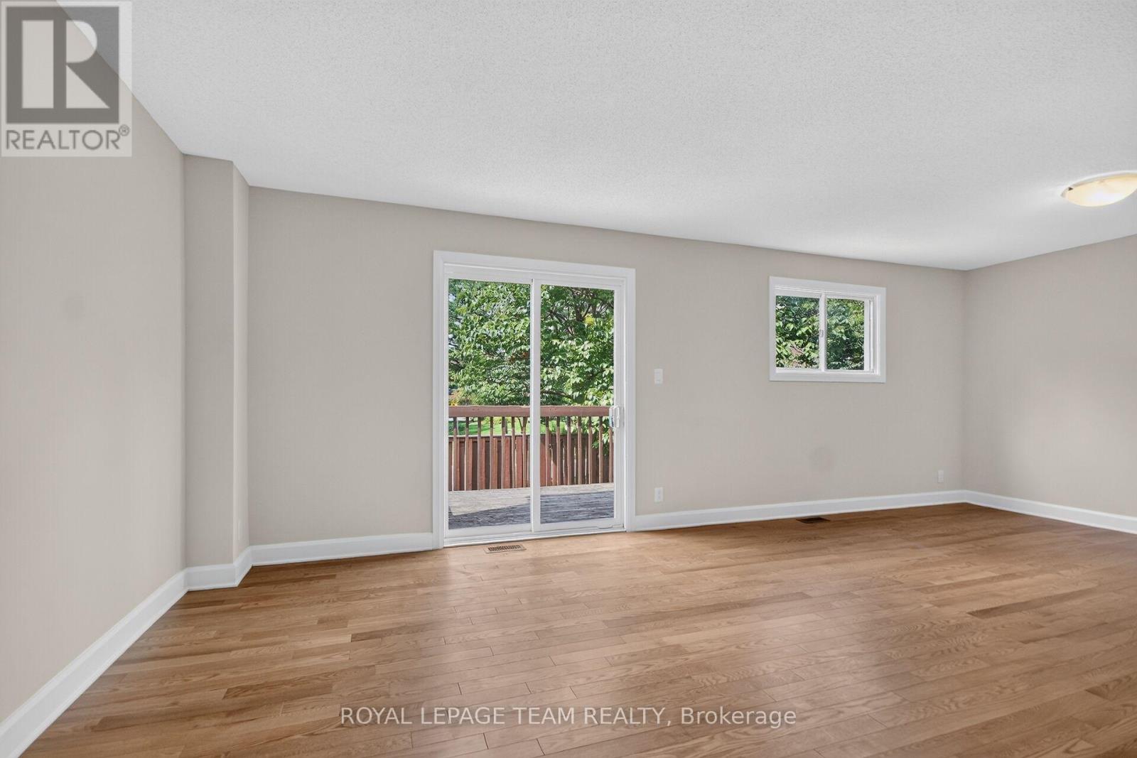 85 Glen Park Drive, Ottawa, Ontario  K1B 3Z1 - Photo 10 - X13677854
