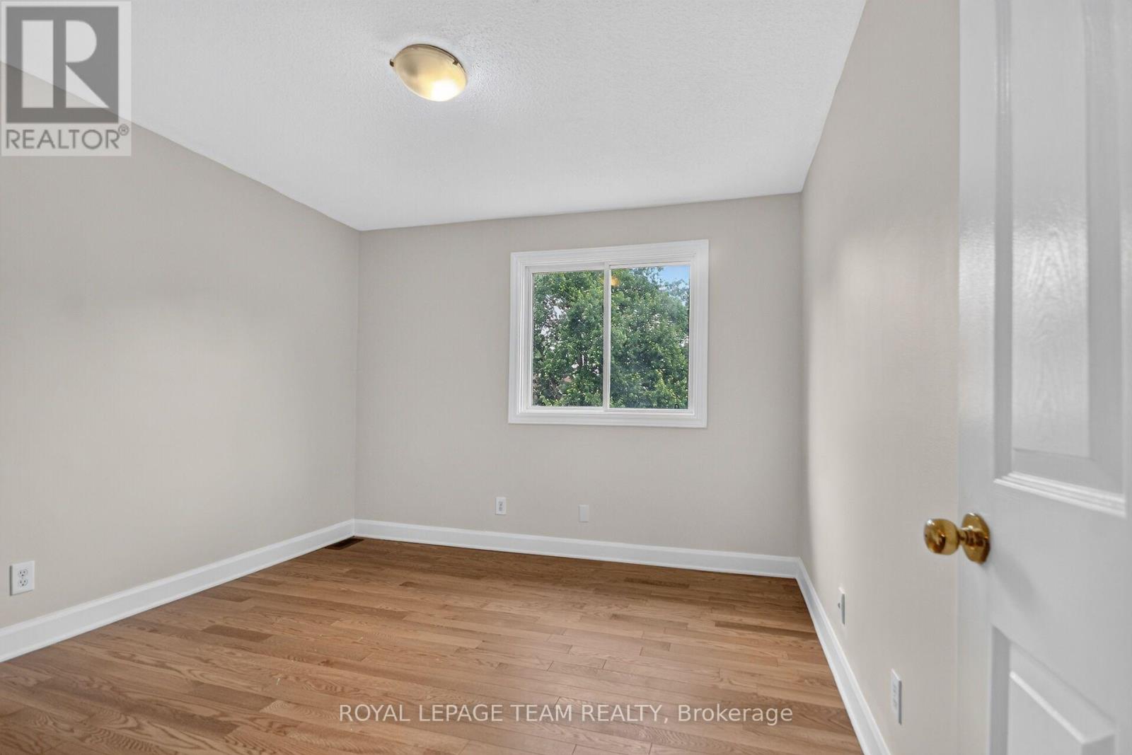 85 Glen Park Drive, Ottawa, Ontario  K1B 3Z1 - Photo 24 - X13677854