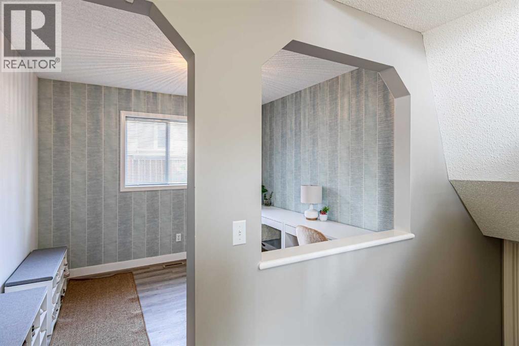 79 West Lakeview Passage, Chestermere, Alberta  T1X 1E7 - Photo 6 - A2314882