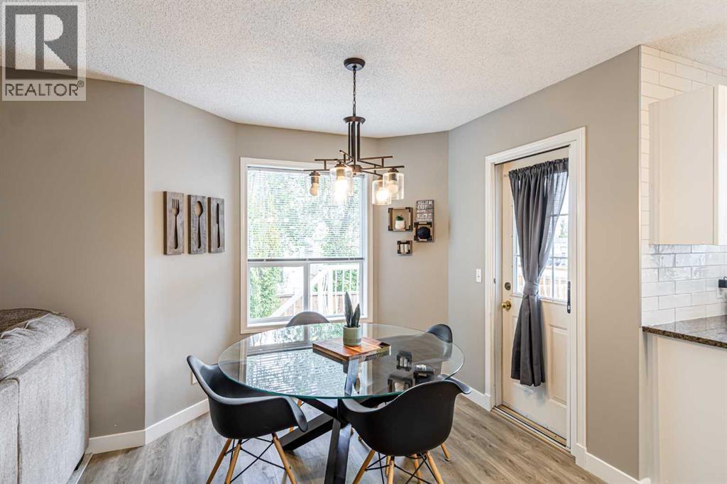 79 West Lakeview Passage, Chestermere, Alberta  T1X 1E7 - Photo 18 - A2314882
