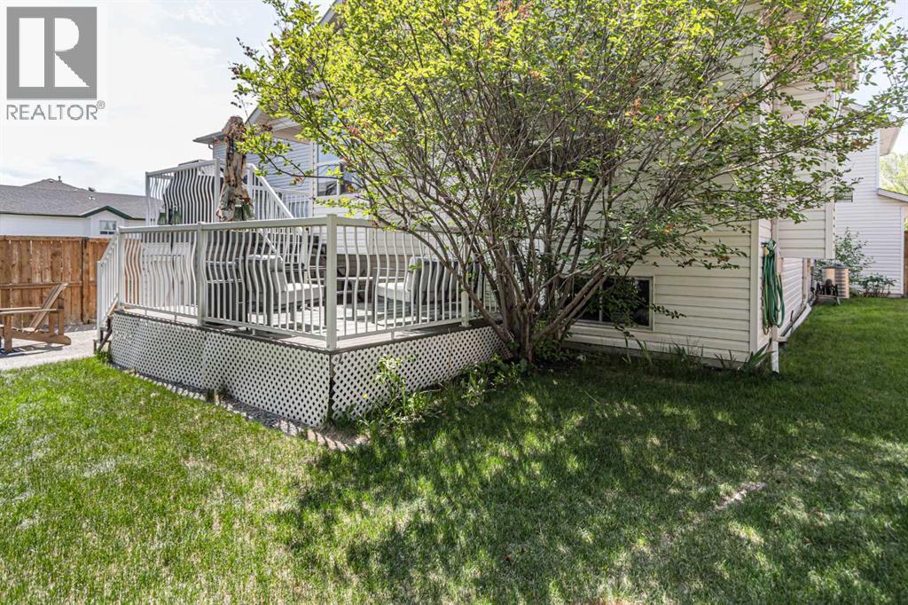79 West Lakeview Passage, Chestermere, Alberta  T1X 1E7 - Photo 32 - A2314882