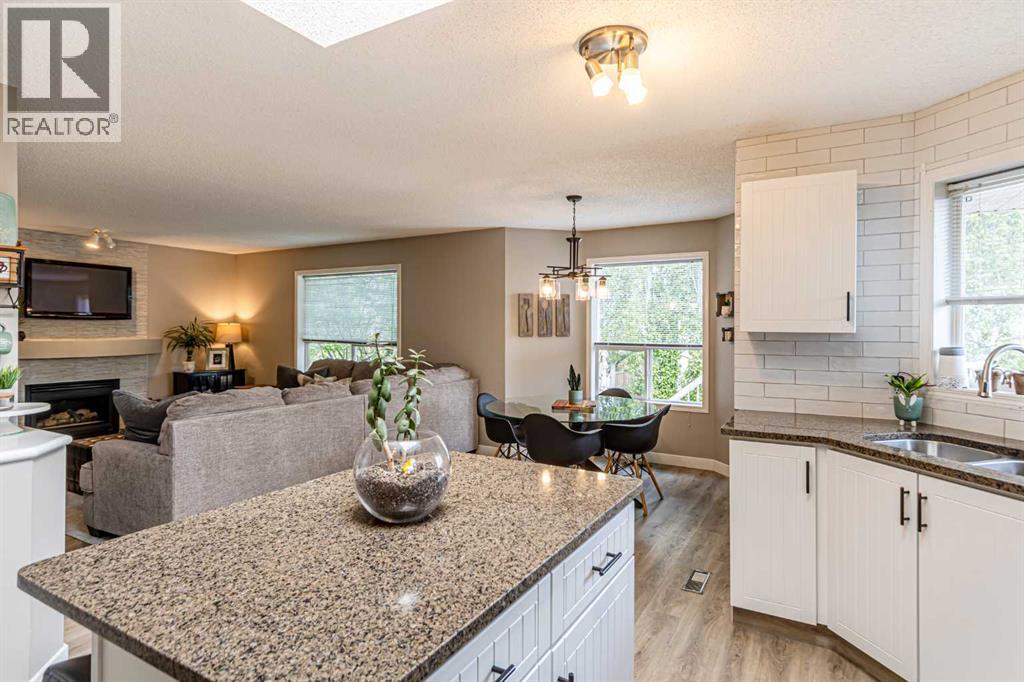 79 West Lakeview Passage, Chestermere, Alberta  T1X 1E7 - Photo 15 - A2314882