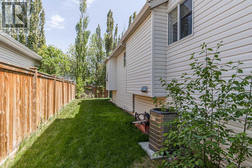 79 West Lakeview Passage, Chestermere, Alberta  T1X 1E7 - Photo 35 - A2314882