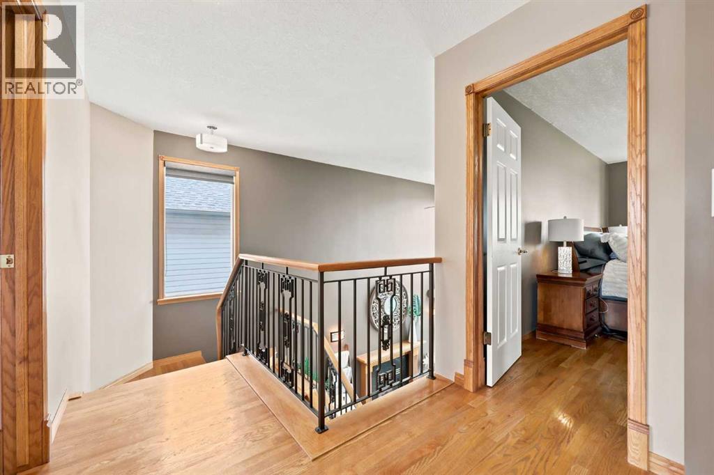 360 Hidden Ranch Circle NW, Calgary, Alberta  T3A 5R3 - Photo 25 - A2317952