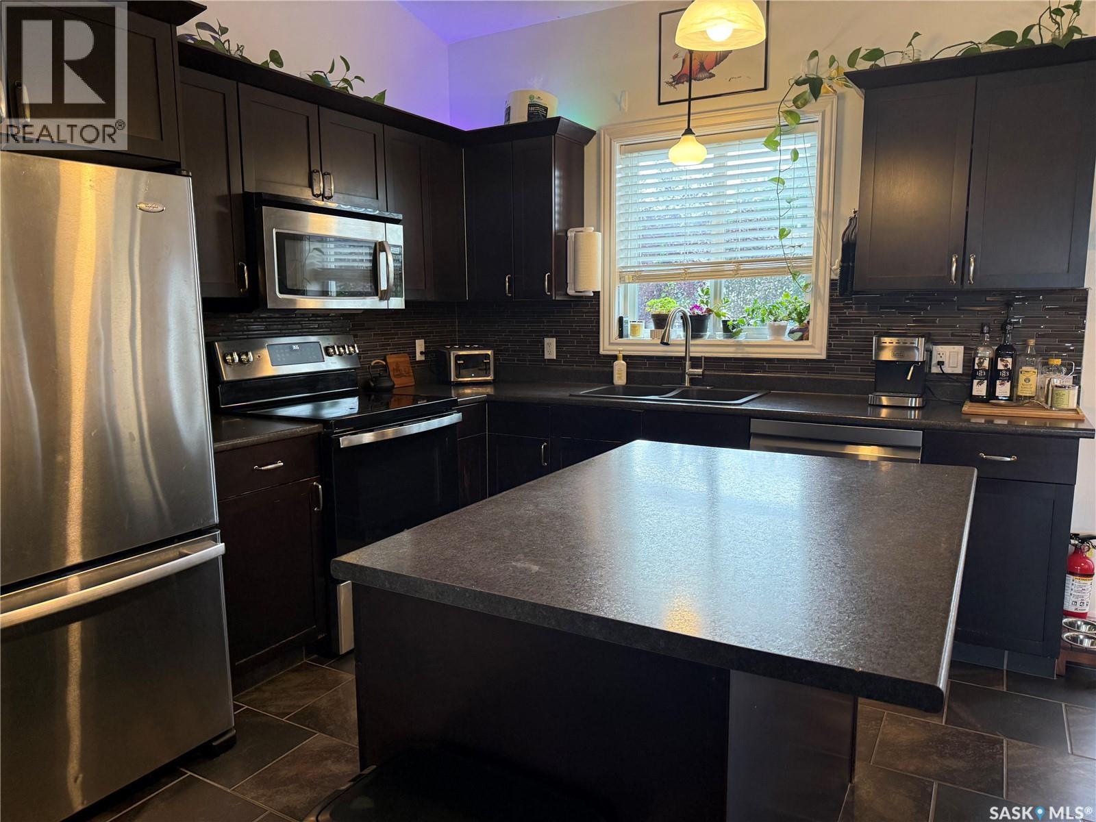 903 Sinotte Crescent, La Ronge, Saskatchewan  S0J 1L0 - Photo 4 - SK045889