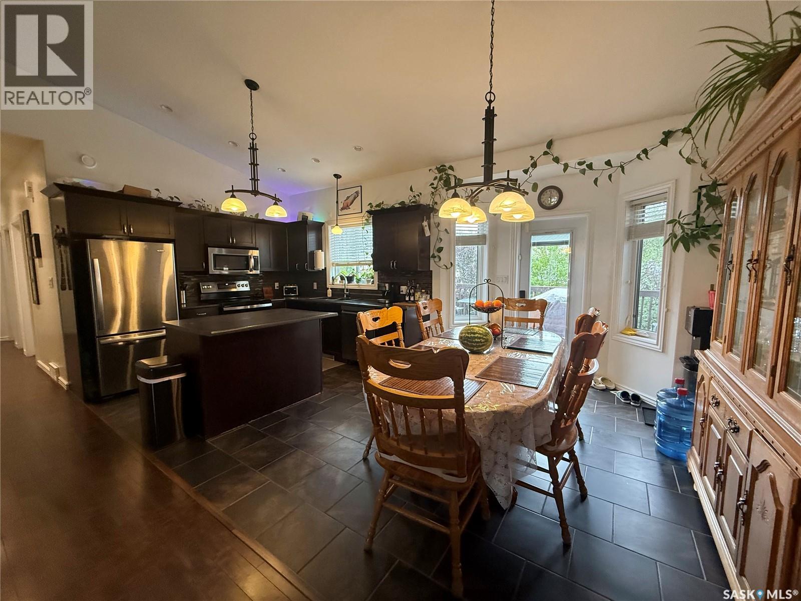 903 Sinotte Crescent, La Ronge, Saskatchewan  S0J 1L0 - Photo 2 - SK045889