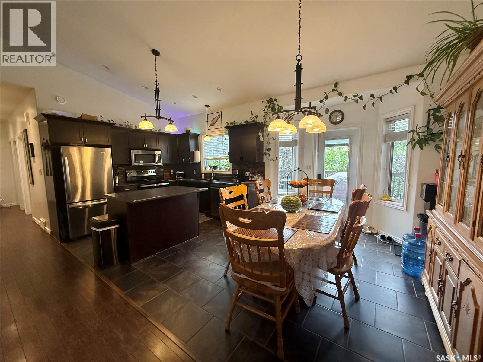 903 Sinotte Crescent, La Ronge, Saskatchewan  S0J 1L0 - Photo 3 - SK045889