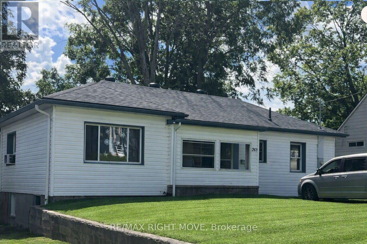 243 MCKINNELL STREET, Orillia, Ontario