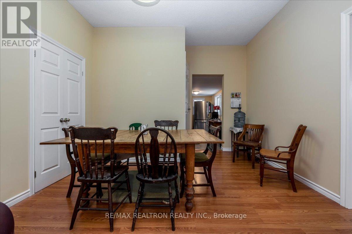 86 John Street, Barrie, Ontario  L4N 2K5 - Photo 6 - S13513840
