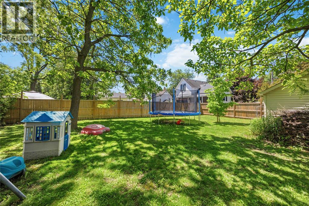 454 Maude Street, Petrolia, Ontario  N0N 1R0 - Photo 36 - 26020188