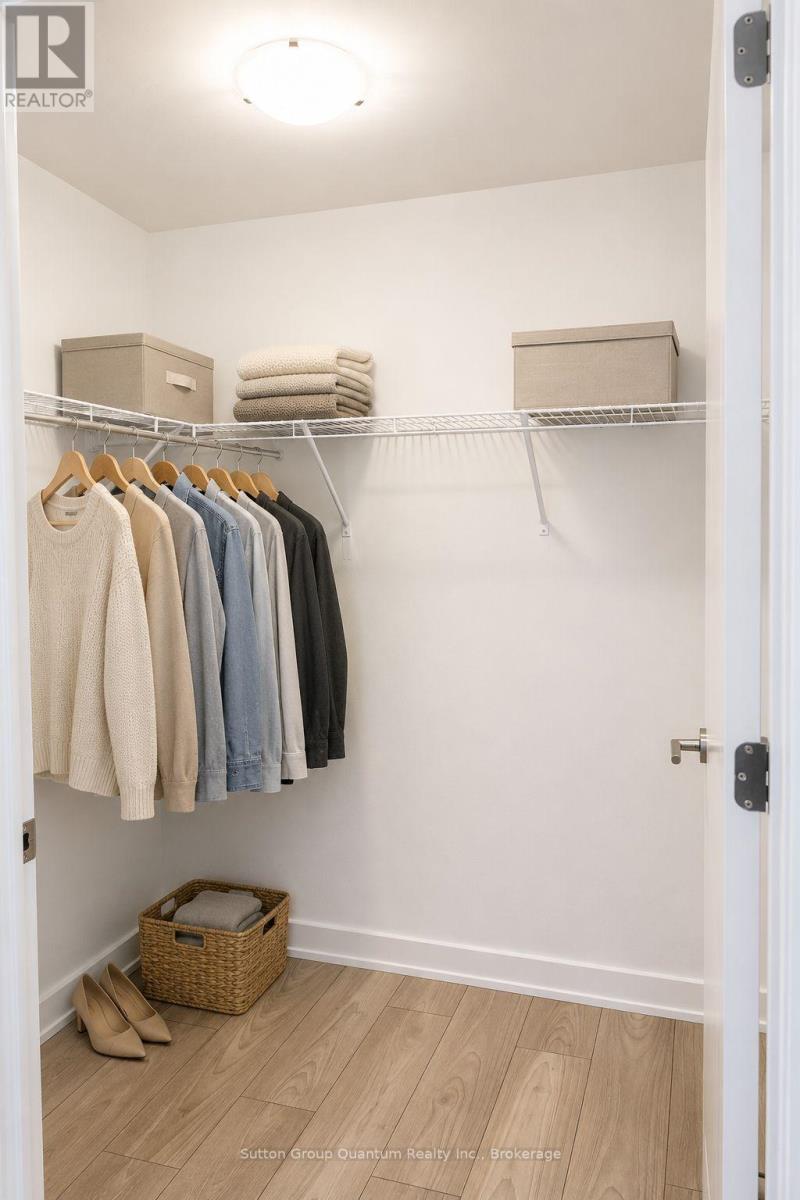 Condo Townhouse 01 - 5858 Yonge Street, Toronto, Ontario  M2M 0C6 - Photo 18 - C13590070