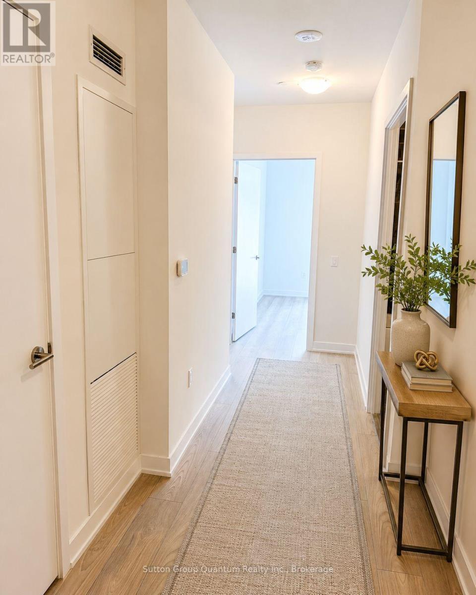 Condo Townhouse 01 - 5858 Yonge Street, Toronto, Ontario  M2M 0C6 - Photo 14 - C13590070