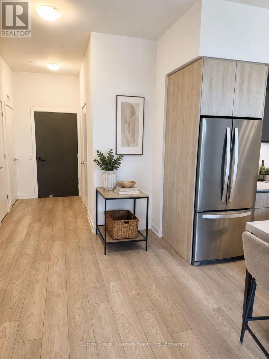 Condo Townhouse 01 - 5858 Yonge Street, Toronto, Ontario  M2M 0C6 - Photo 5 - C13590070