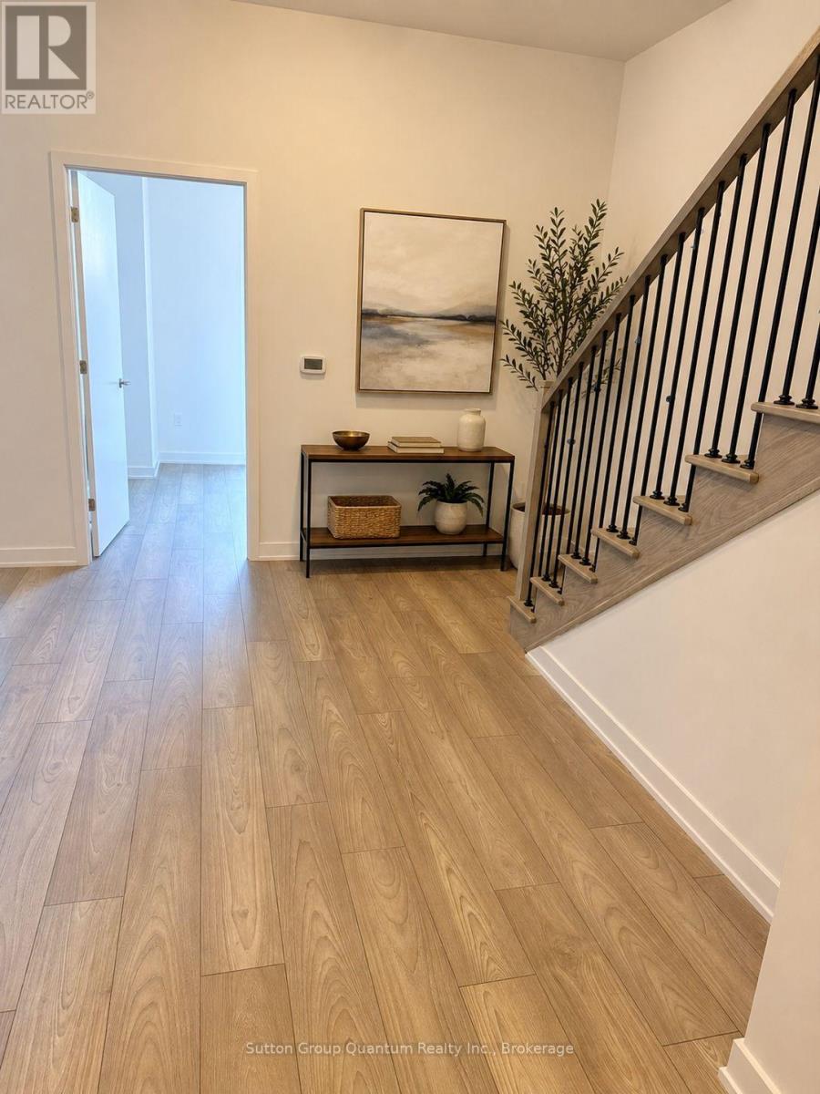 Condo Townhouse 01 - 5858 Yonge Street, Toronto, Ontario  M2M 0C6 - Photo 3 - C13590070