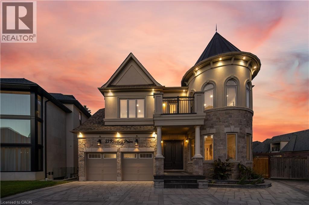 33 KEATLEY Drive, Maple, Ontario