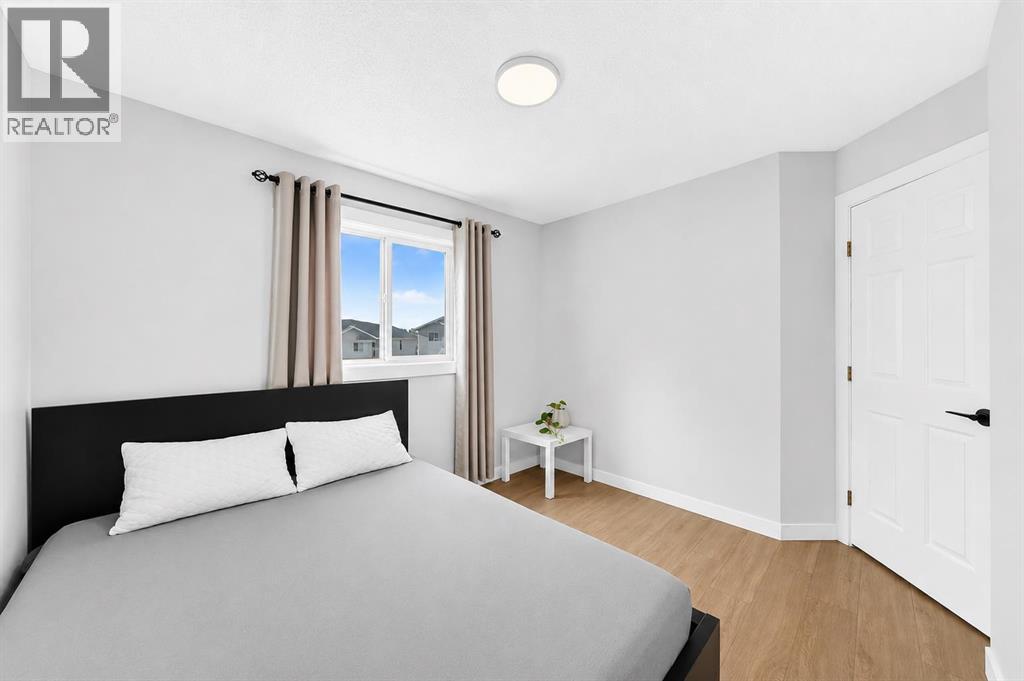 315 Appleglen Place SE, Calgary, Alberta  T2A 7V9 - Photo 16 - A2337783
