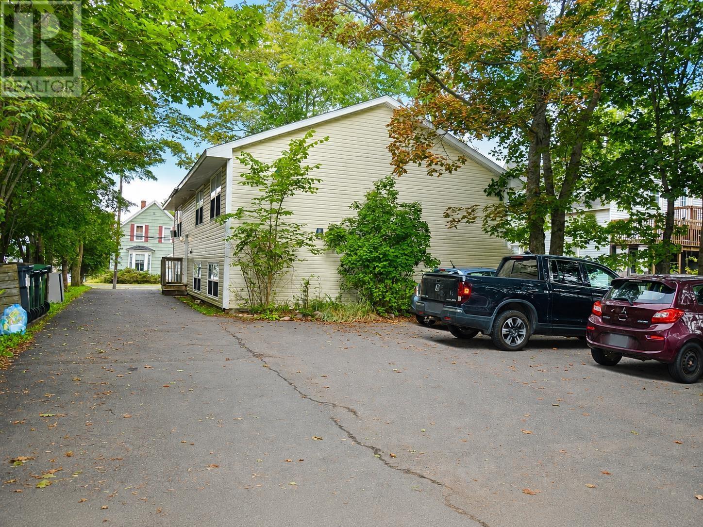 105 Park Street, Truro, Nova Scotia  B2N 3J5 - Photo 3 - 202620889