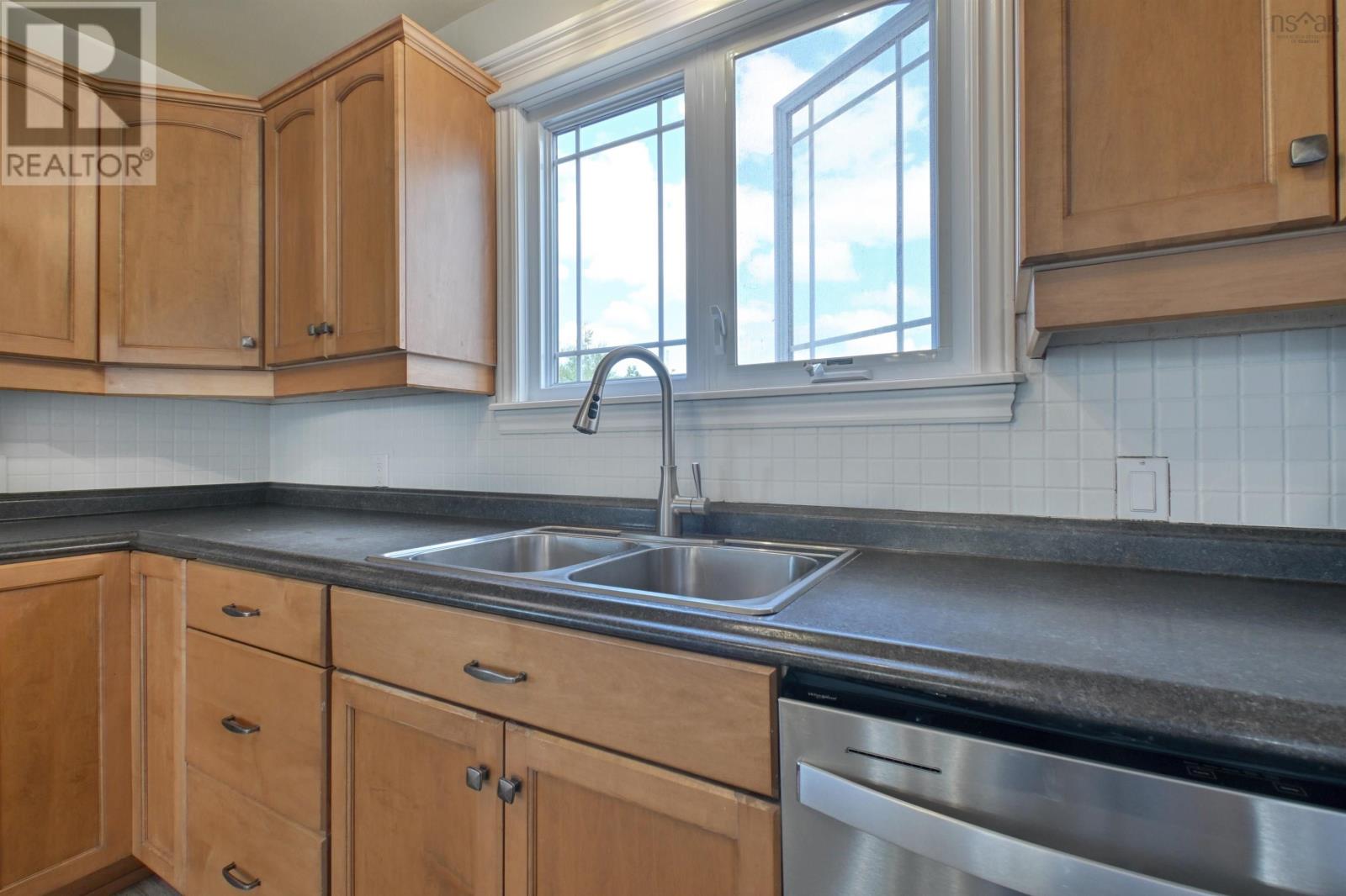 9307 Pepperell Street, St. Peter's, Nova Scotia  B0E 3B0 - Photo 6 - 202620888
